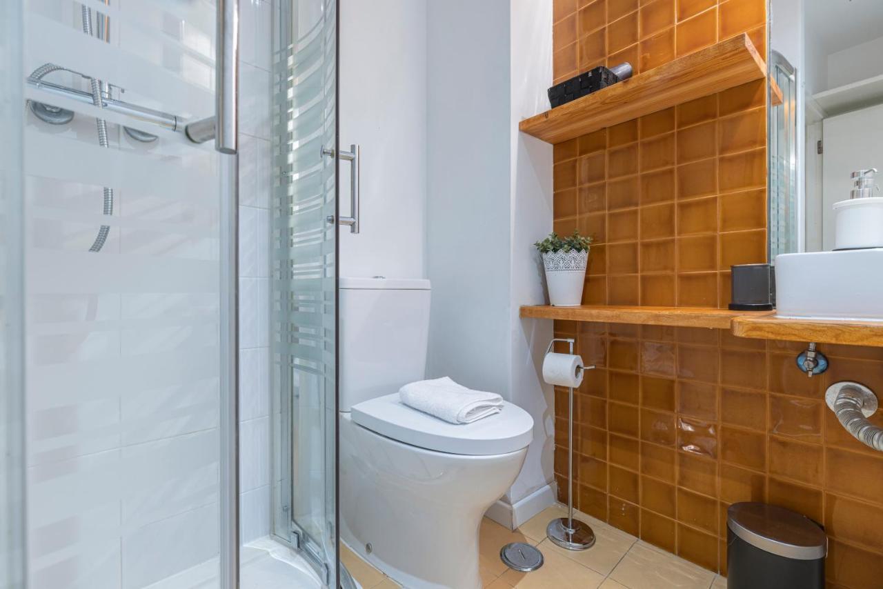Alfama'S Heart Apartment By Lovelystay Lisboa Eksteriør billede