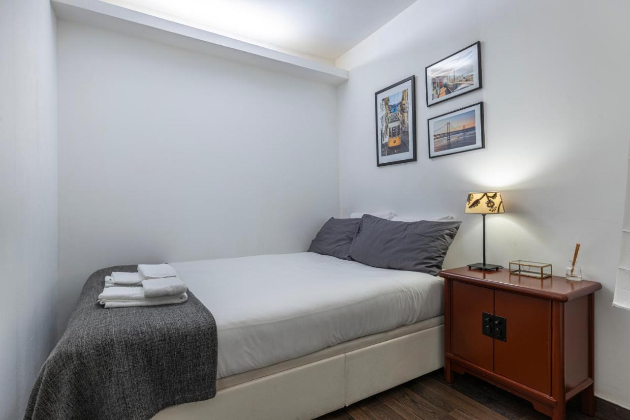 Alfama'S Heart Apartment By Lovelystay Lisboa Eksteriør billede